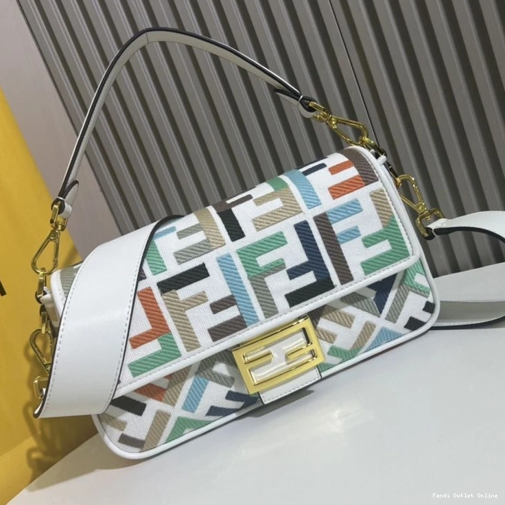Cheap Motif Bag Fendi Canvas Multi Baguette White In FF Medium 0723